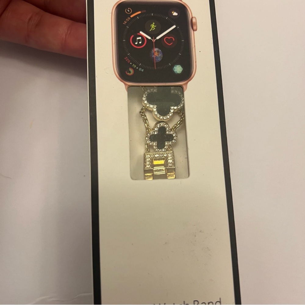 Apple Watch Band (new, VanClef inspired)‎
